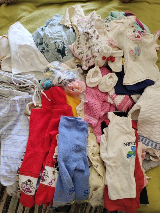 Продам недорого пакет с детскими вещами! Срочно.