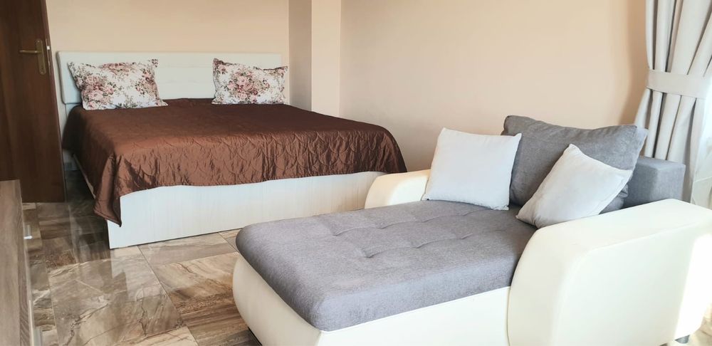 Apartament NOU de lux 3 cam. cazare regim hotelier cart. Nufarul Plaza