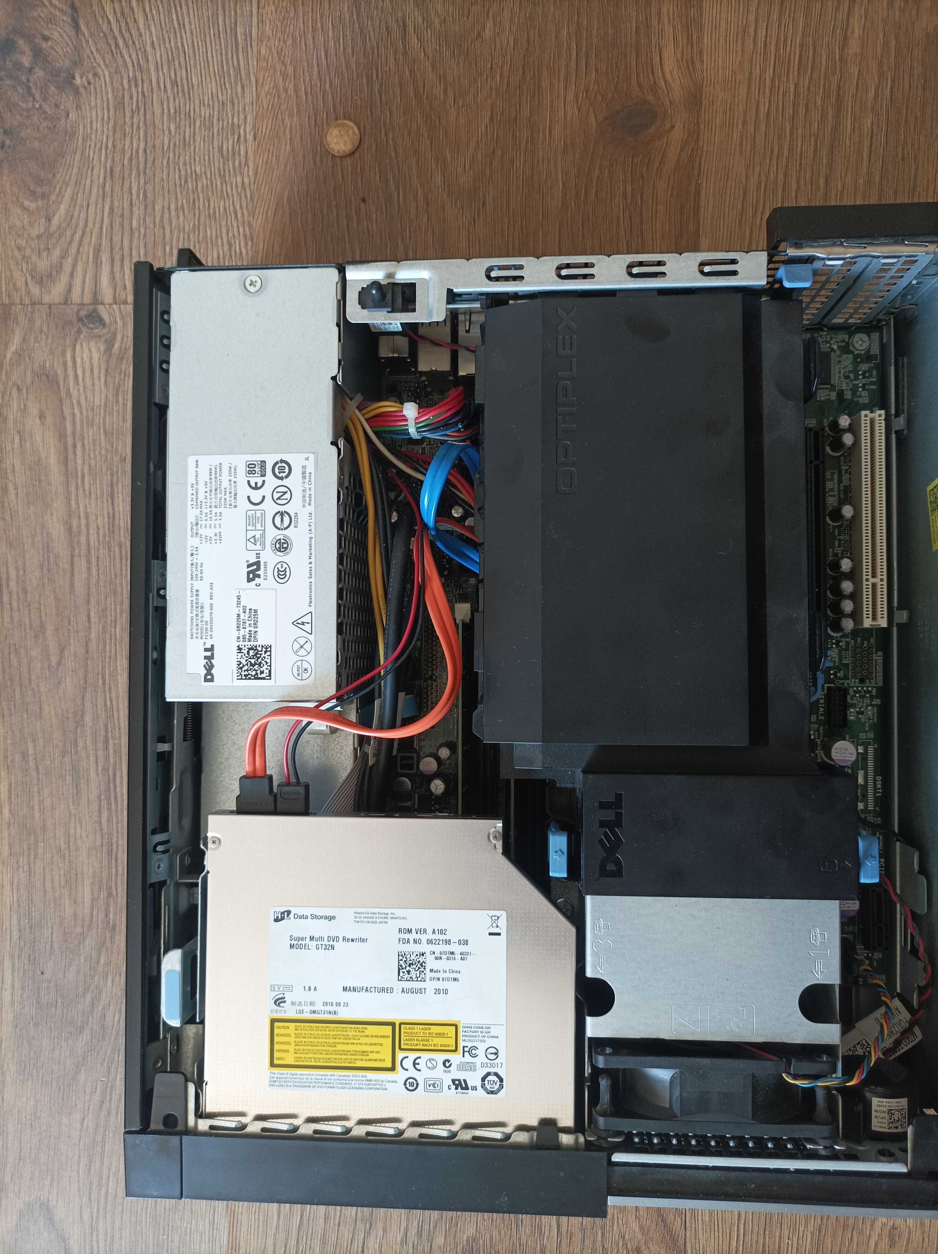 Компютър DELL 980 I5-3200 8GB, 250  с Windows 10 и монитор Lenovo 18.5