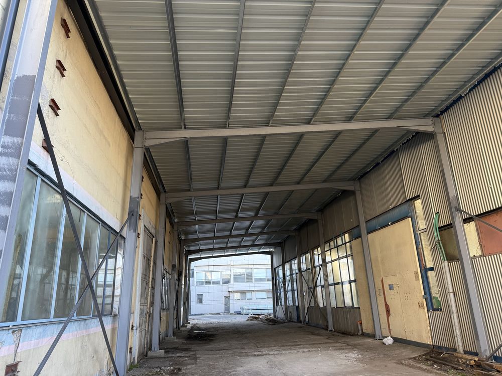 Structura hala metalica 8m x 30m x 5m