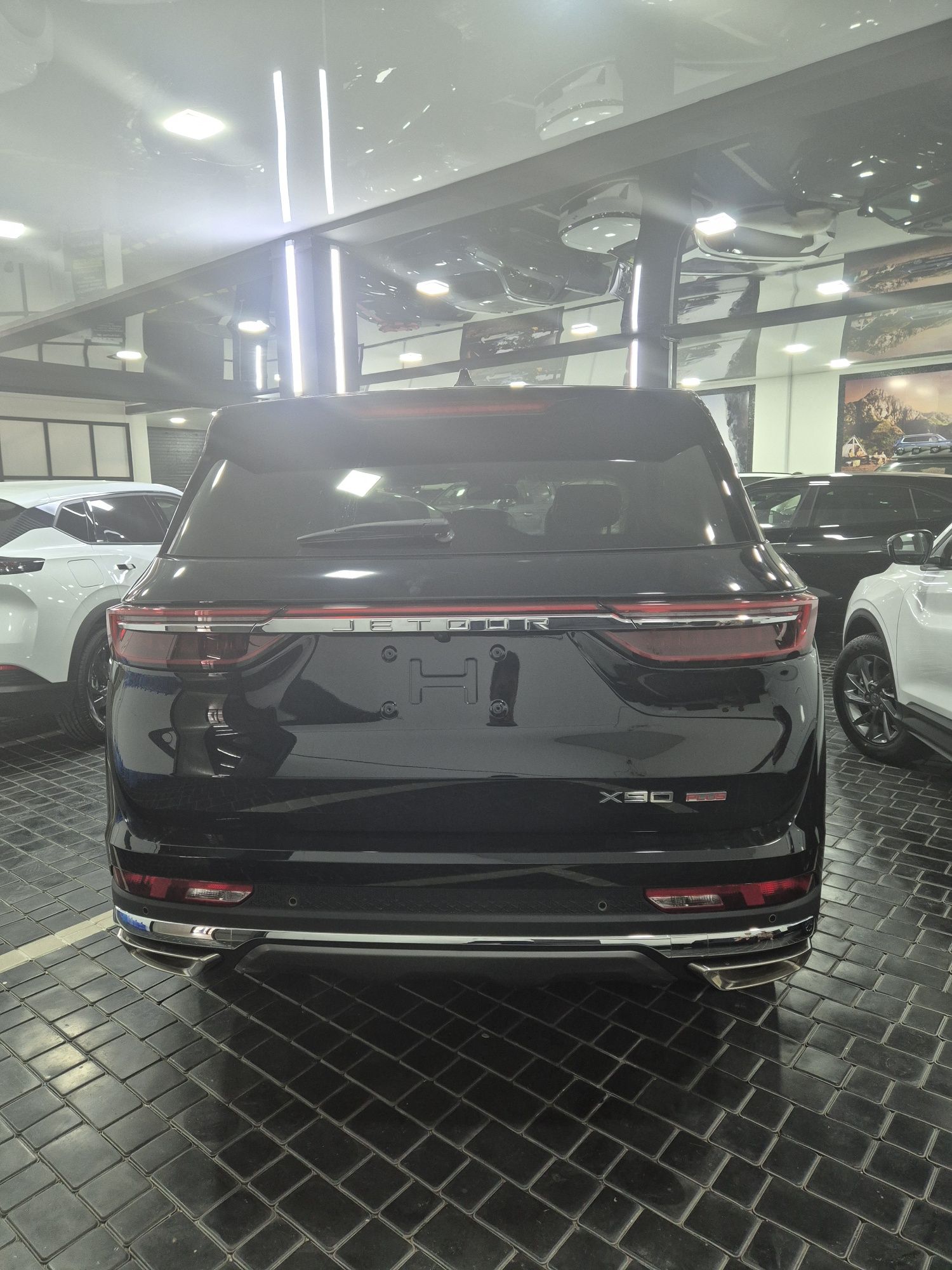 Jetour x 90 plus