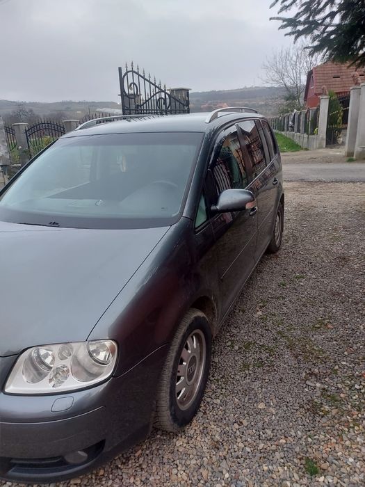 Vând Vw touran în stare bună