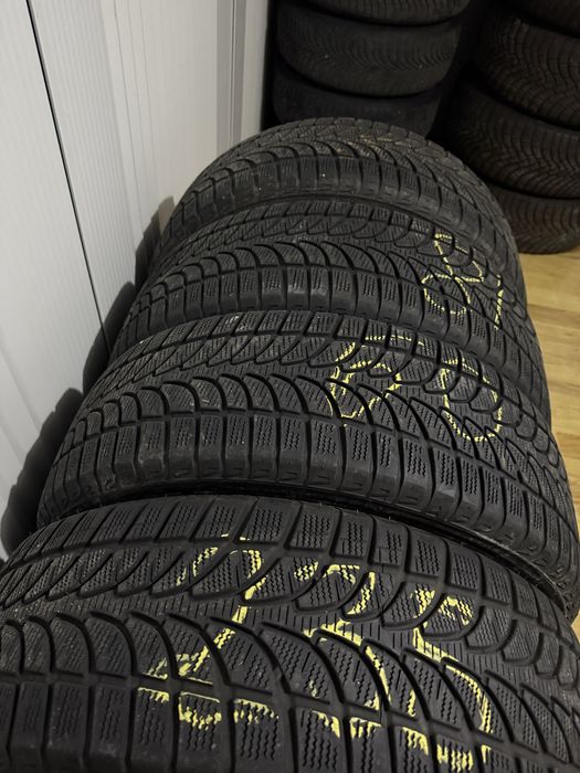 Anvelope iarna 235 60 18