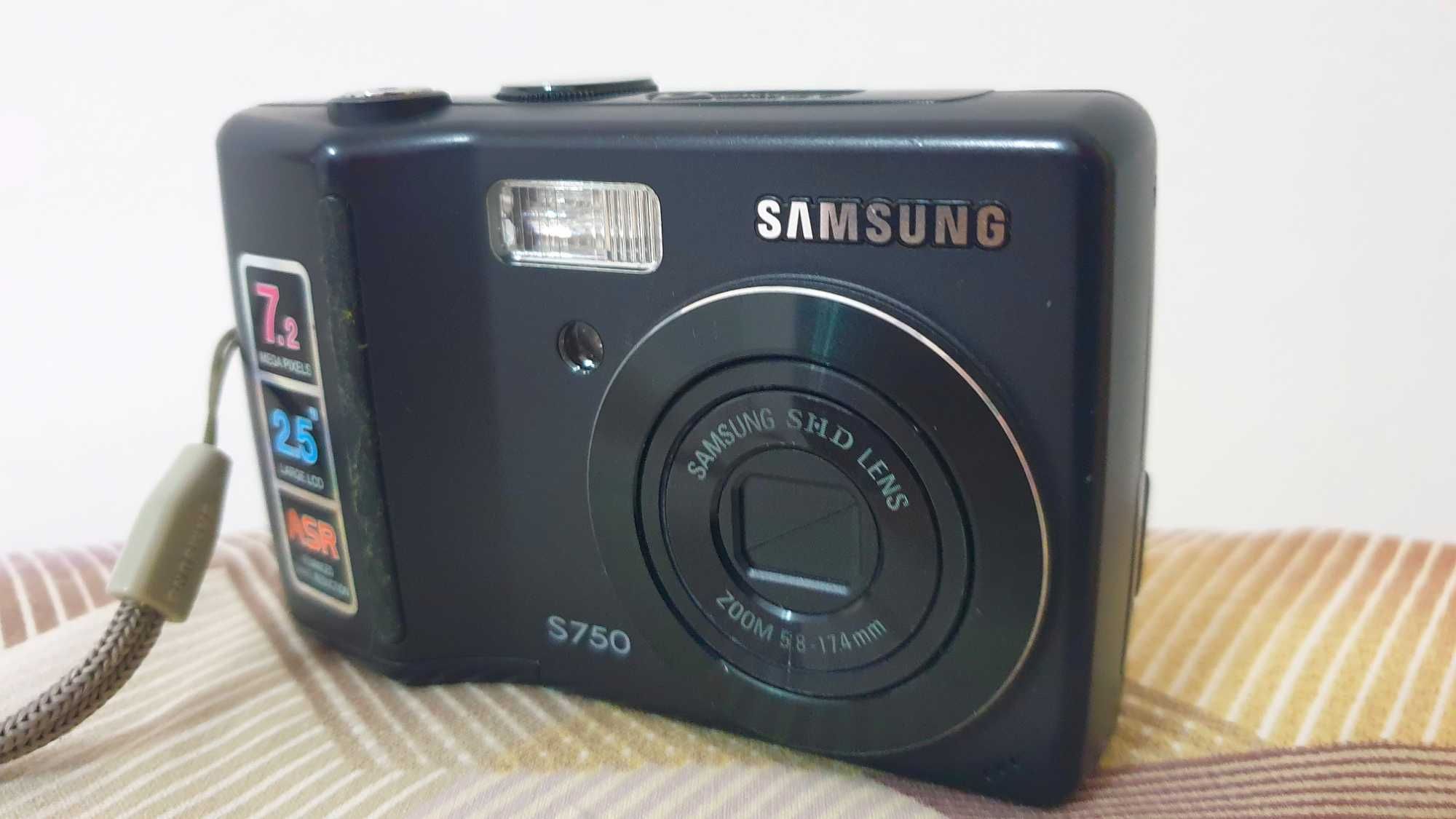 цифров фотоапарат Samsung S750