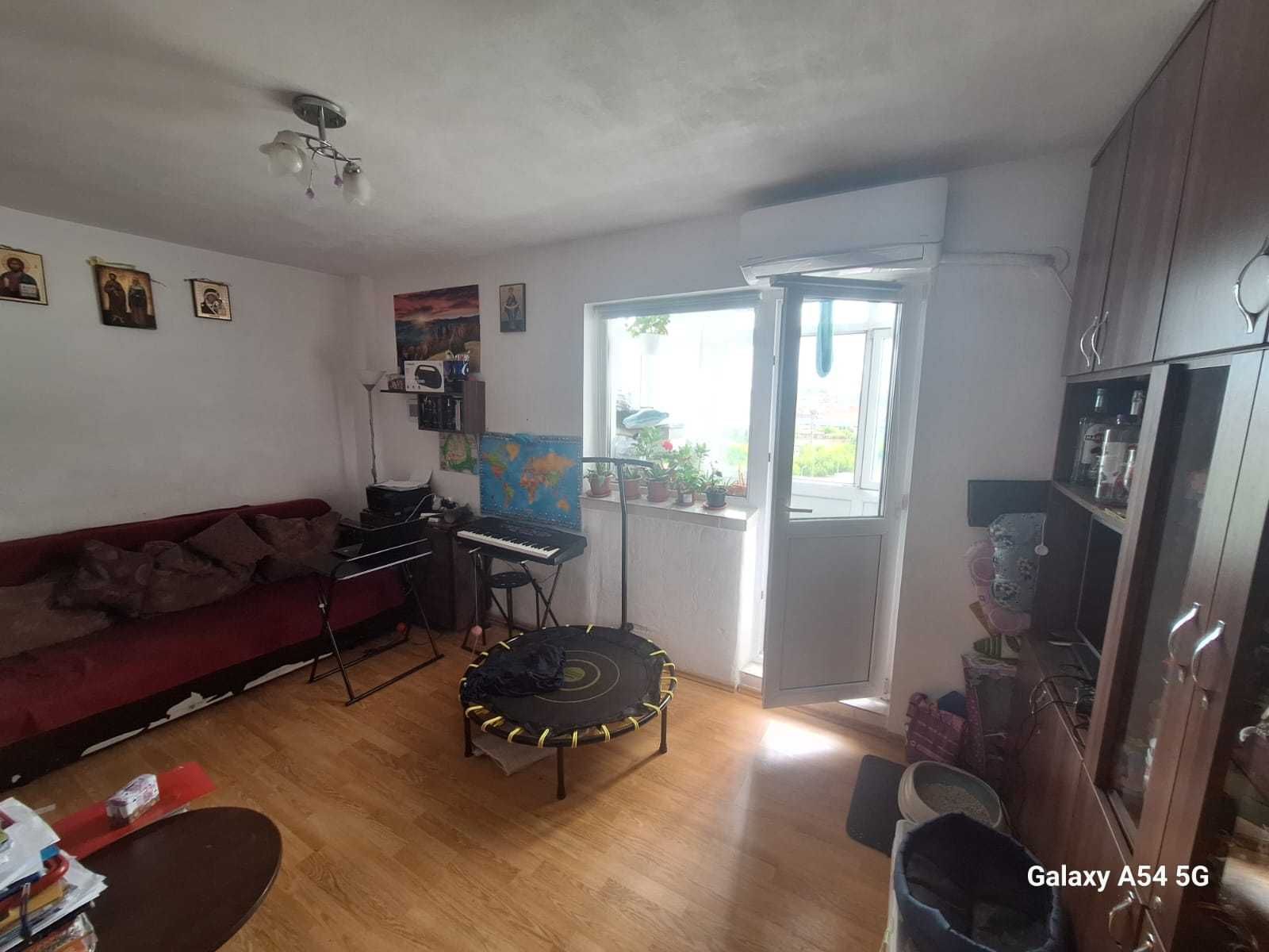 apartament 3 camere 55mp Alexandru