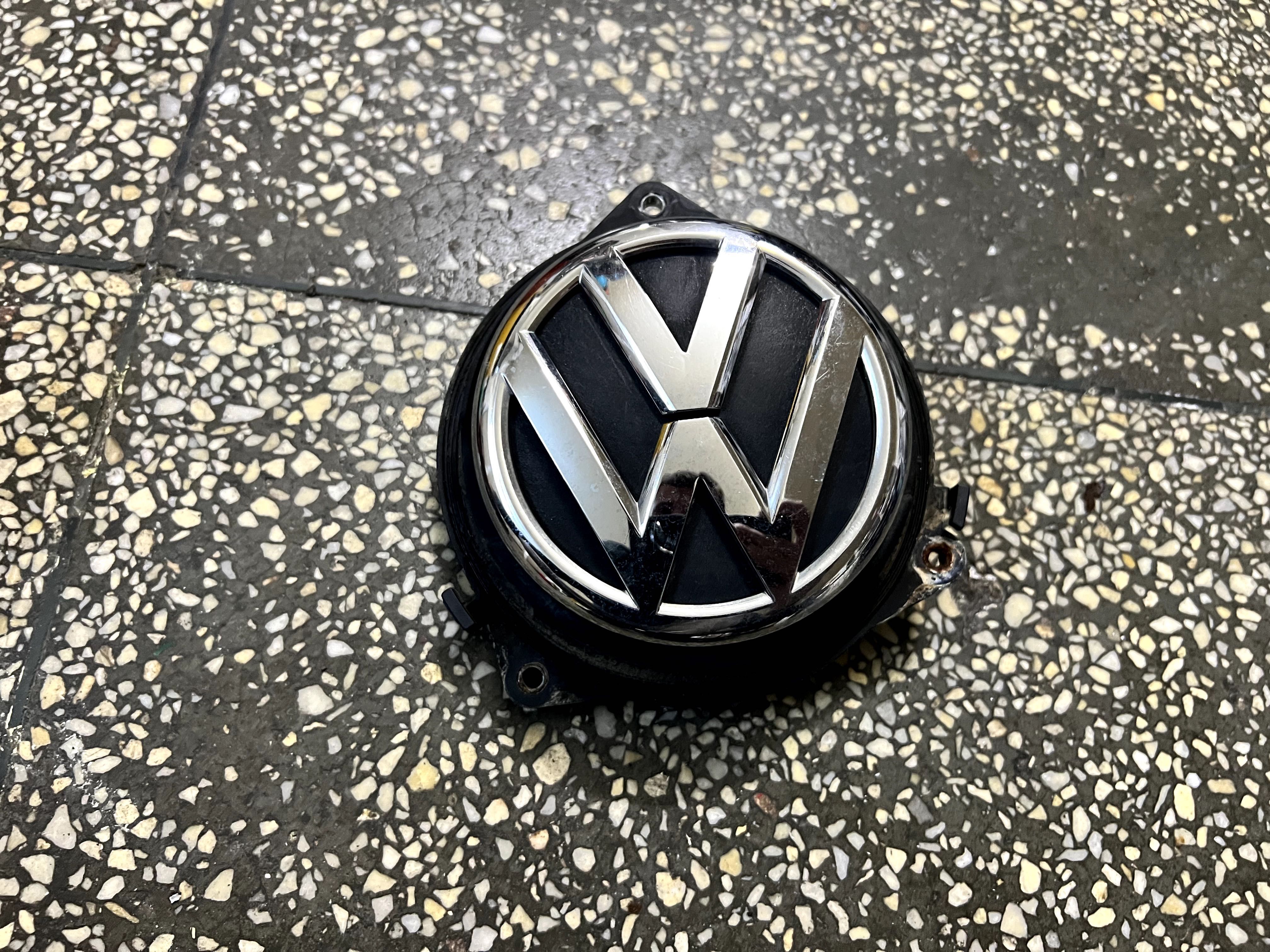Maner sigla emblema portbagaj Volkswagen Golf 6 3C5827469E