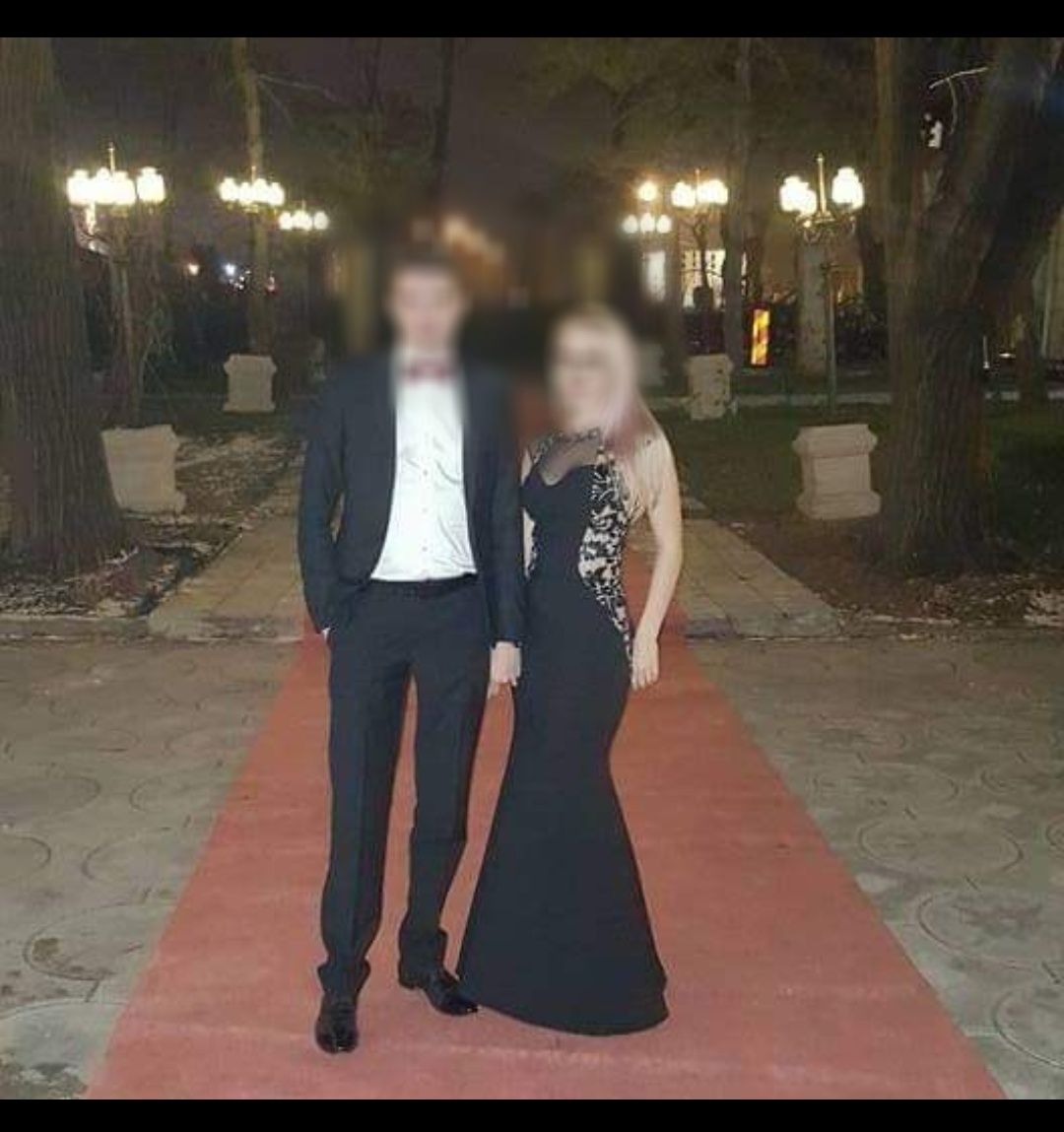 Rochie lunga neagra sirena cu trena - mărimea S