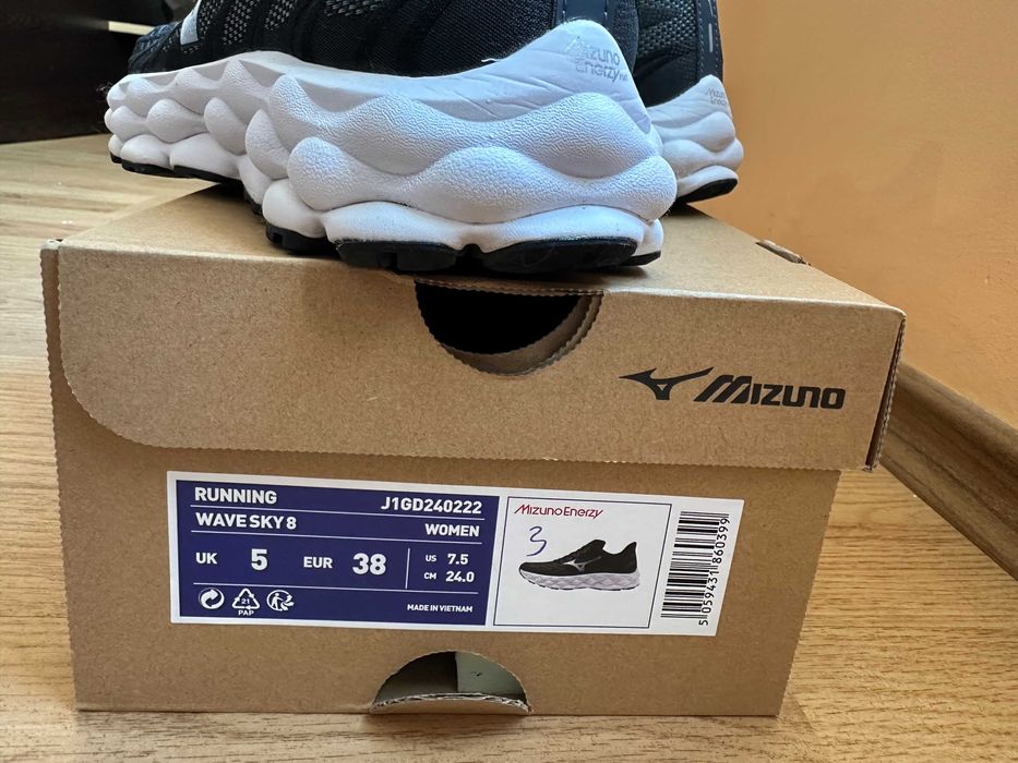Дамски оригинални маратонки Mizuno