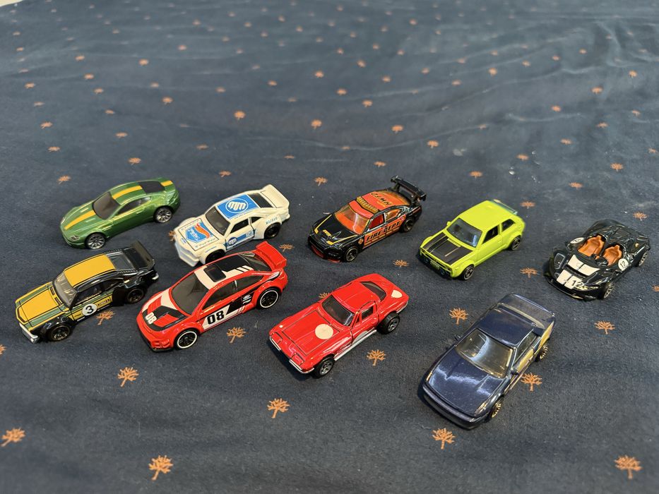 Hot Wheels колички