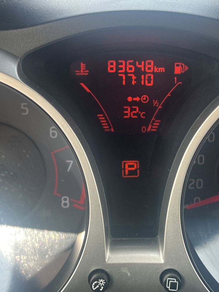 Nissan Juke , 1,6 benzina