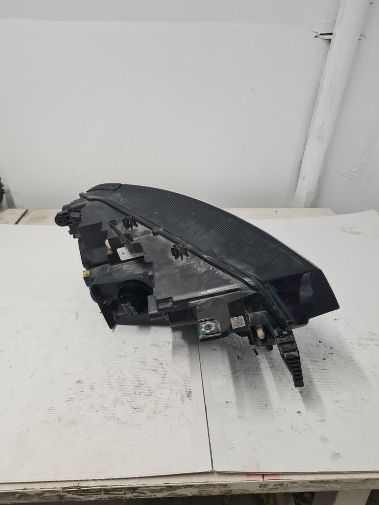 Far Stanga Volkswagen ID.4 2022 Full Led fara defect fără calculatoare