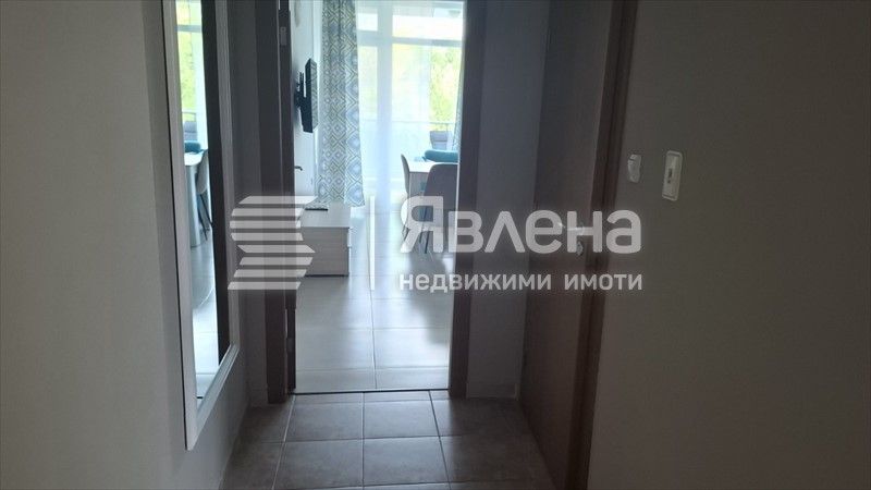 Тристаен апартамент в Слънчев бряг
