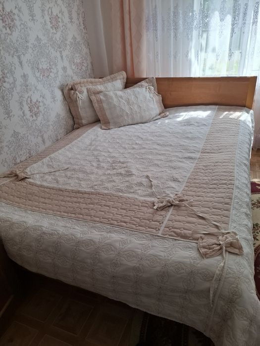 Продам кровать двуспальная