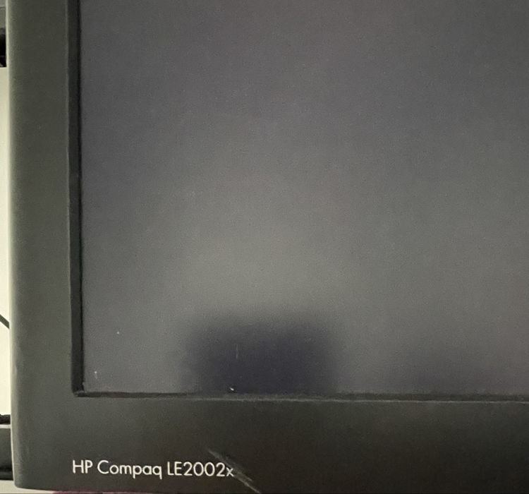 Monitor HpCompaqLe 20" (inch)