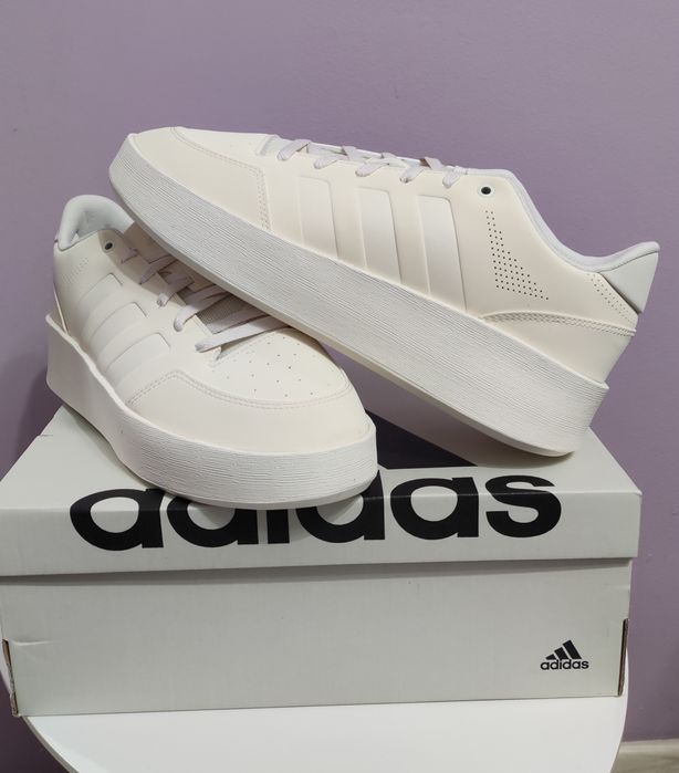 Нови мъжки Adidas 44 2/3 модел Mullaly