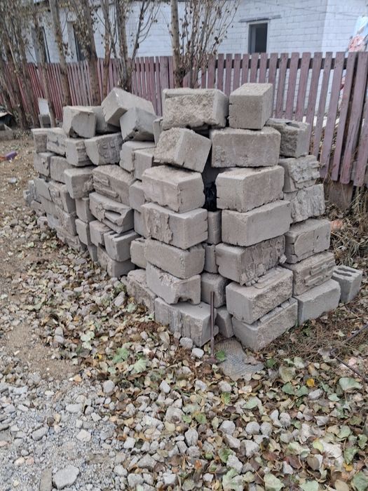 Шлакоблок буу хорошом состоянием