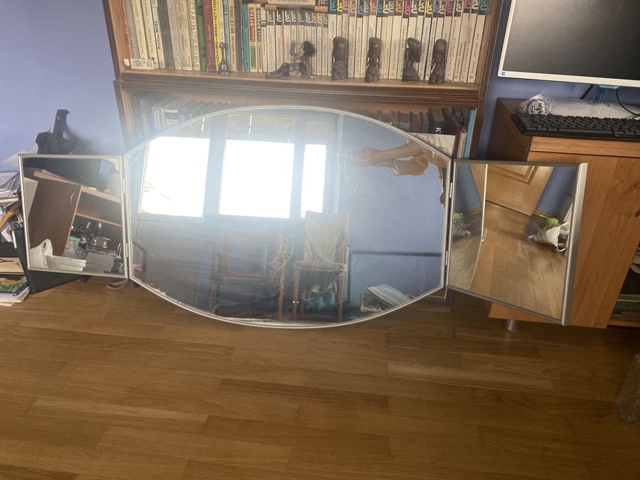 Зеркало для спальни