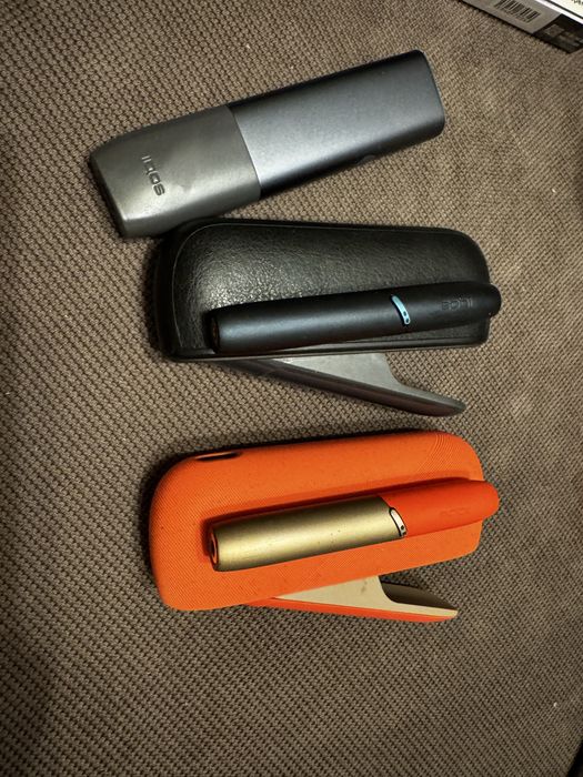 Vand 4 iqos-uri in perfecta stare de functionare