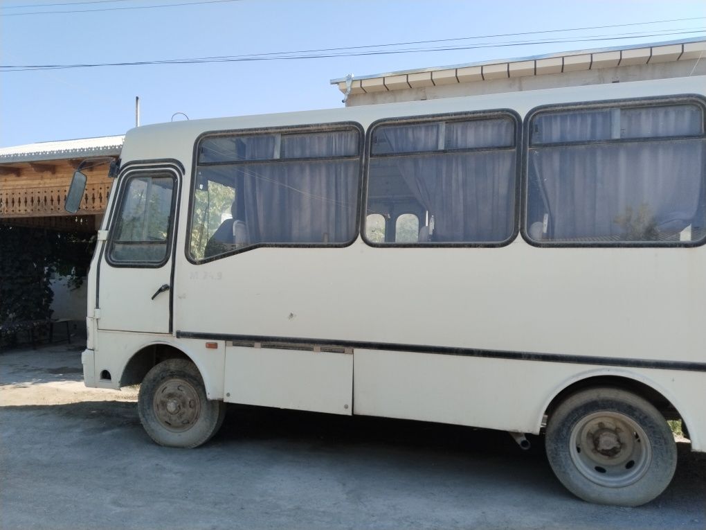 Avtobus Uzatayol