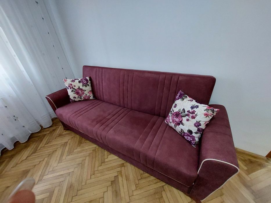 Inchiriez apartament in Centrul Civic