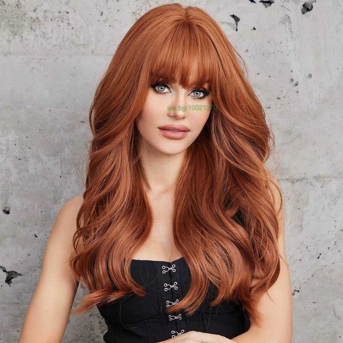 Кафява чуплива перука с бретон