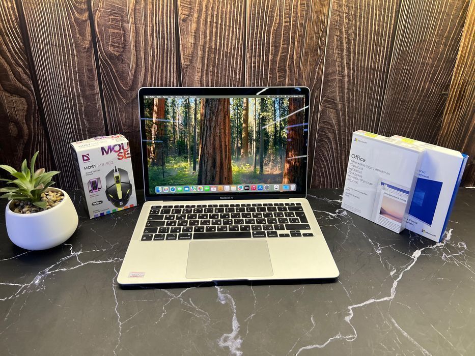Ноутбук Apple MacBook Air 2020 | M1 | 8GB | 256GB SSD | 100% | 37цикл.