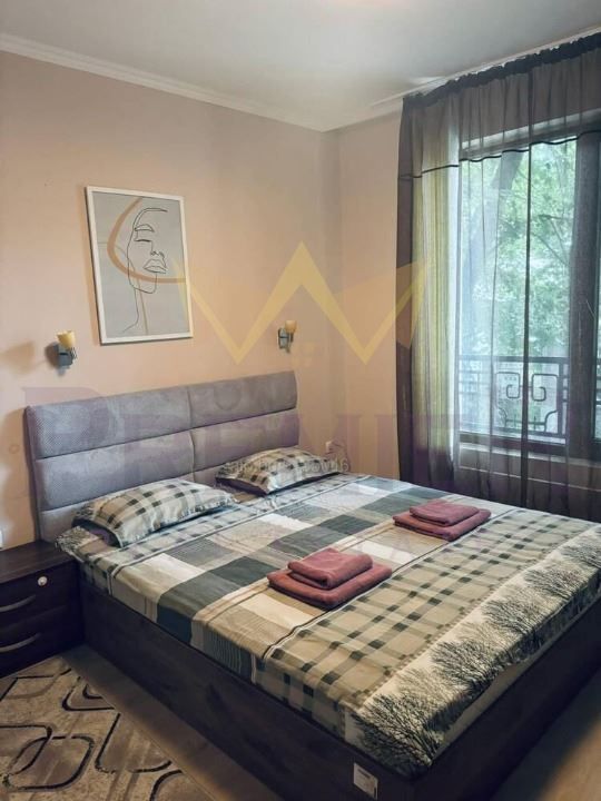 3-стаен в Варна-Широк център площ 70 цена 800