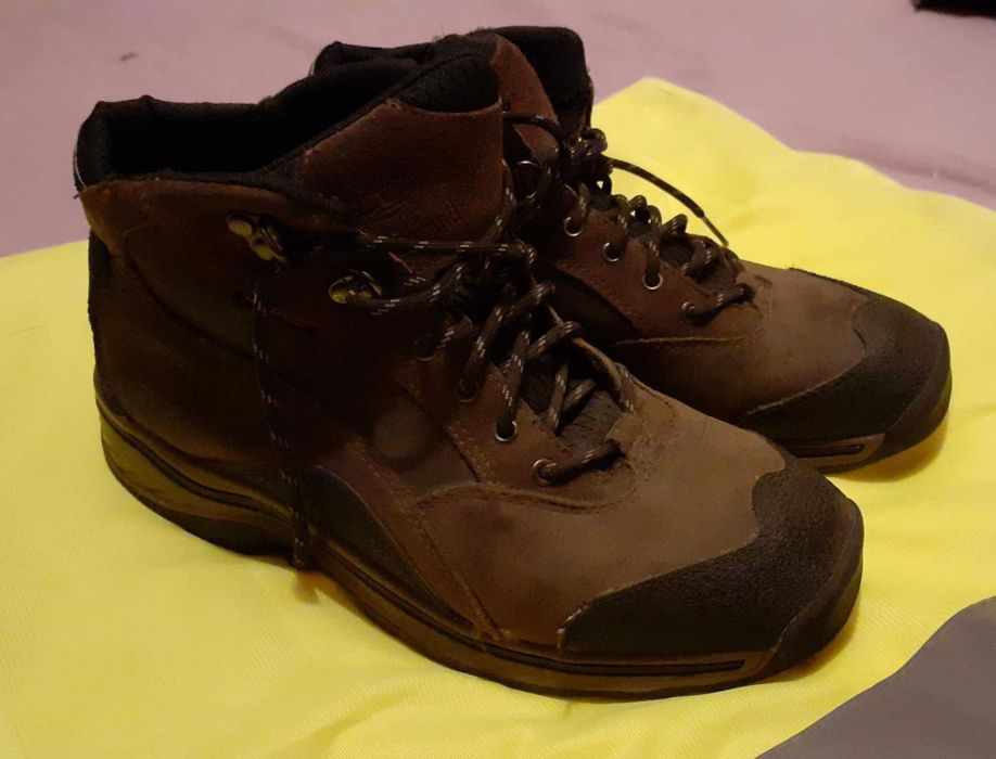 децки зимни обувки waterproof номер 38 за дете оригинални
