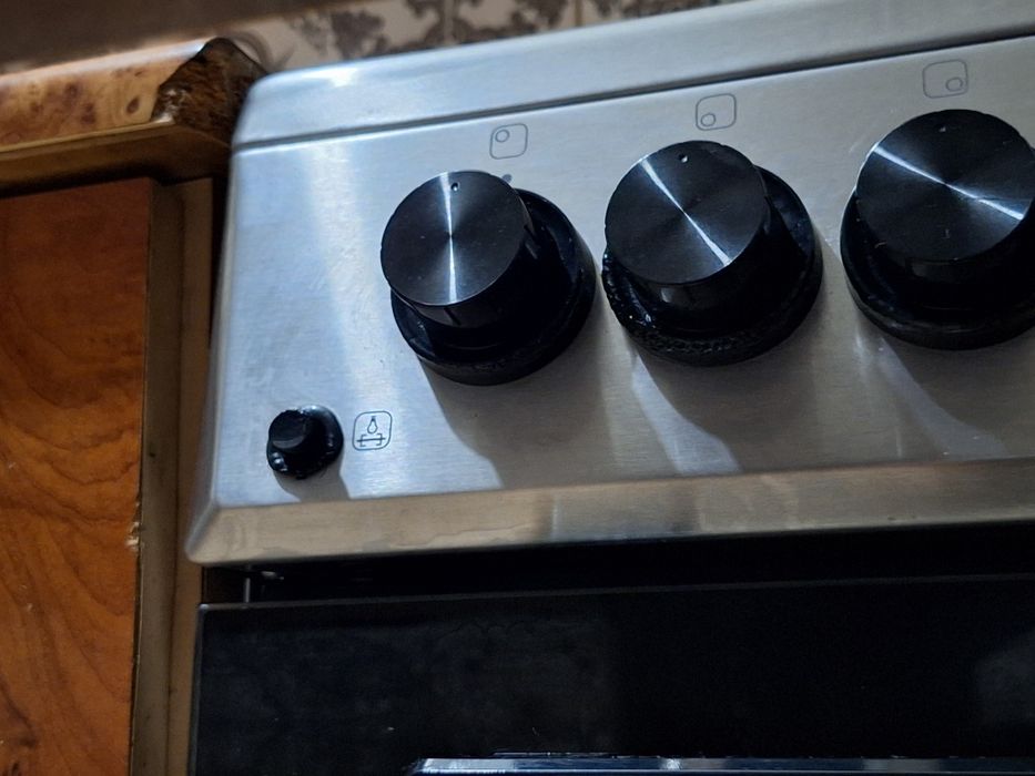 Aragaz cu aprinderea electrică