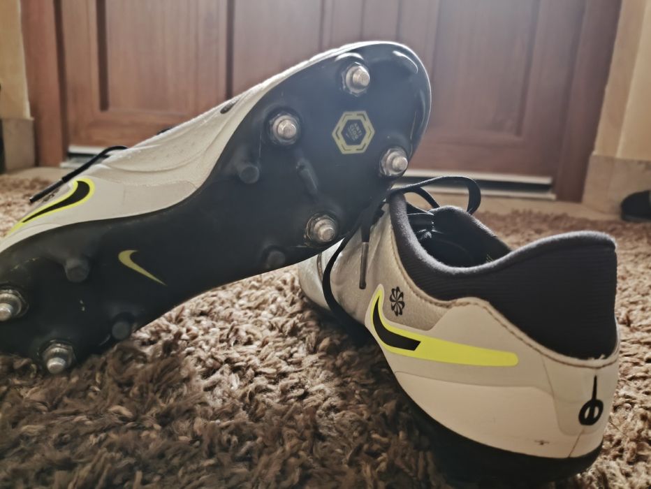 Vând ghete de football Nike tiempo legend 10 club