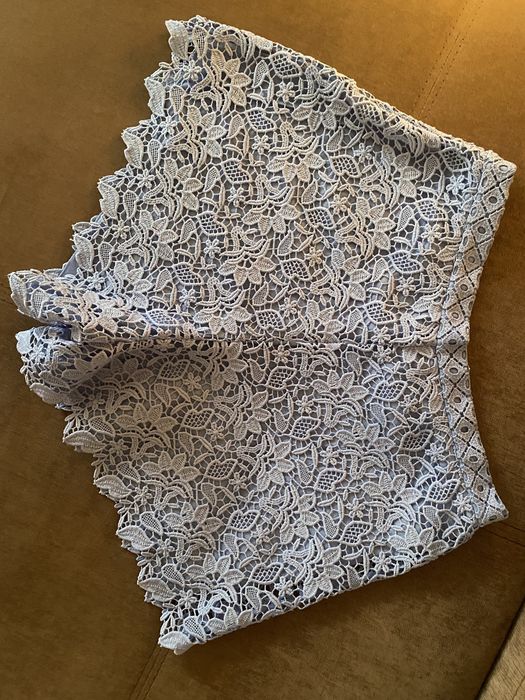 Дантелени къси панталонки