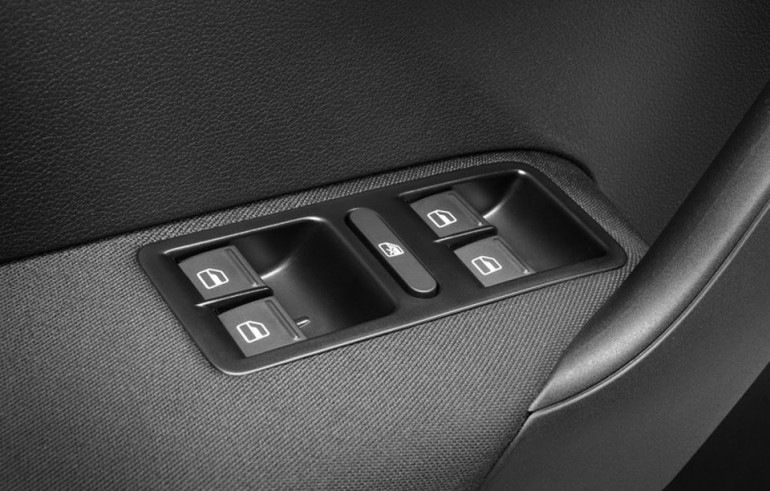 Продам новый блок стеклоподъемников Volkswagen Polo Sedan