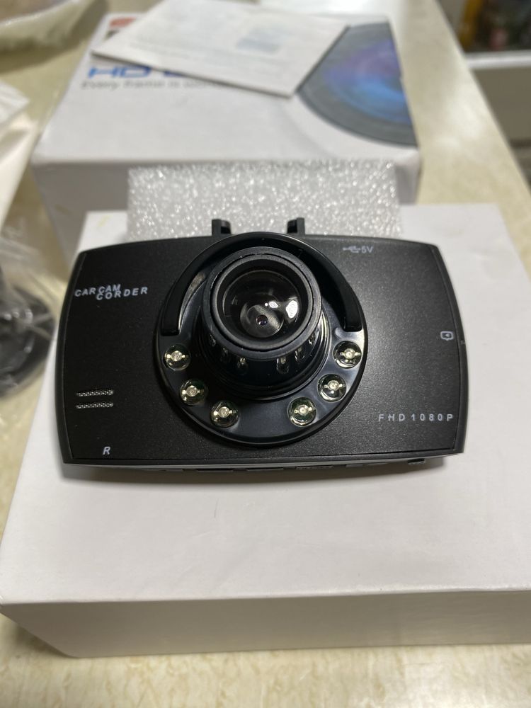 Видео камера за автомобил DVR HD записваща Автомобилен регистратор