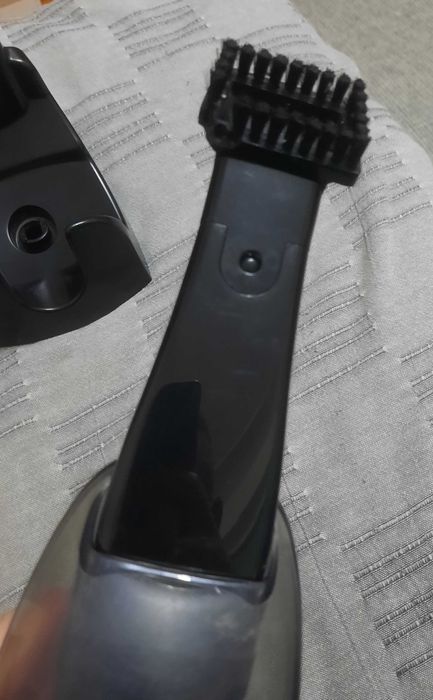 Aspirator de mana fara fir Bosch BKS4003 0.3 l