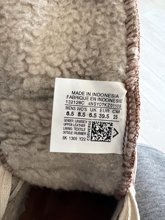 CONVERSE piele mar,39,5 25 cm