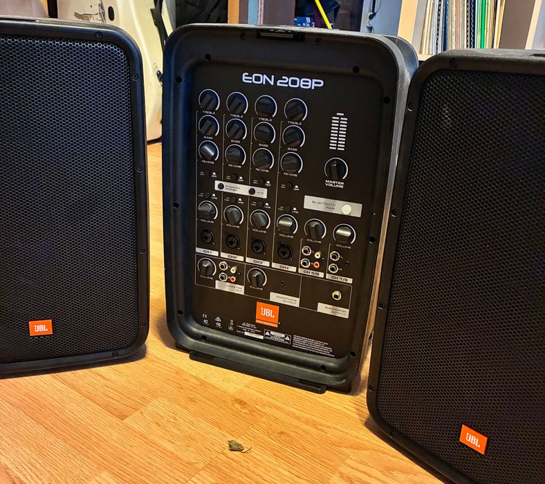 Boxe active JBL EON208P , 300W CU MIXER, portabile + stative