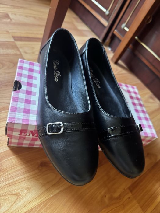 Balerini din piele noi