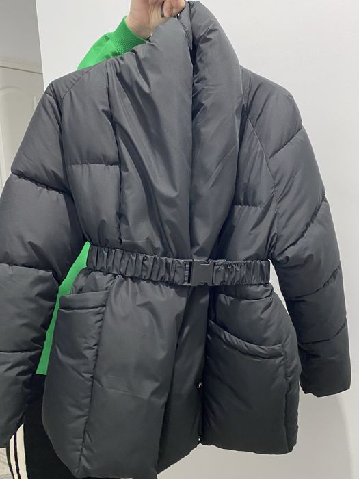 куртка размер 44 маломерка,идет на 42