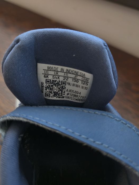 Детски обувки Adidas 22