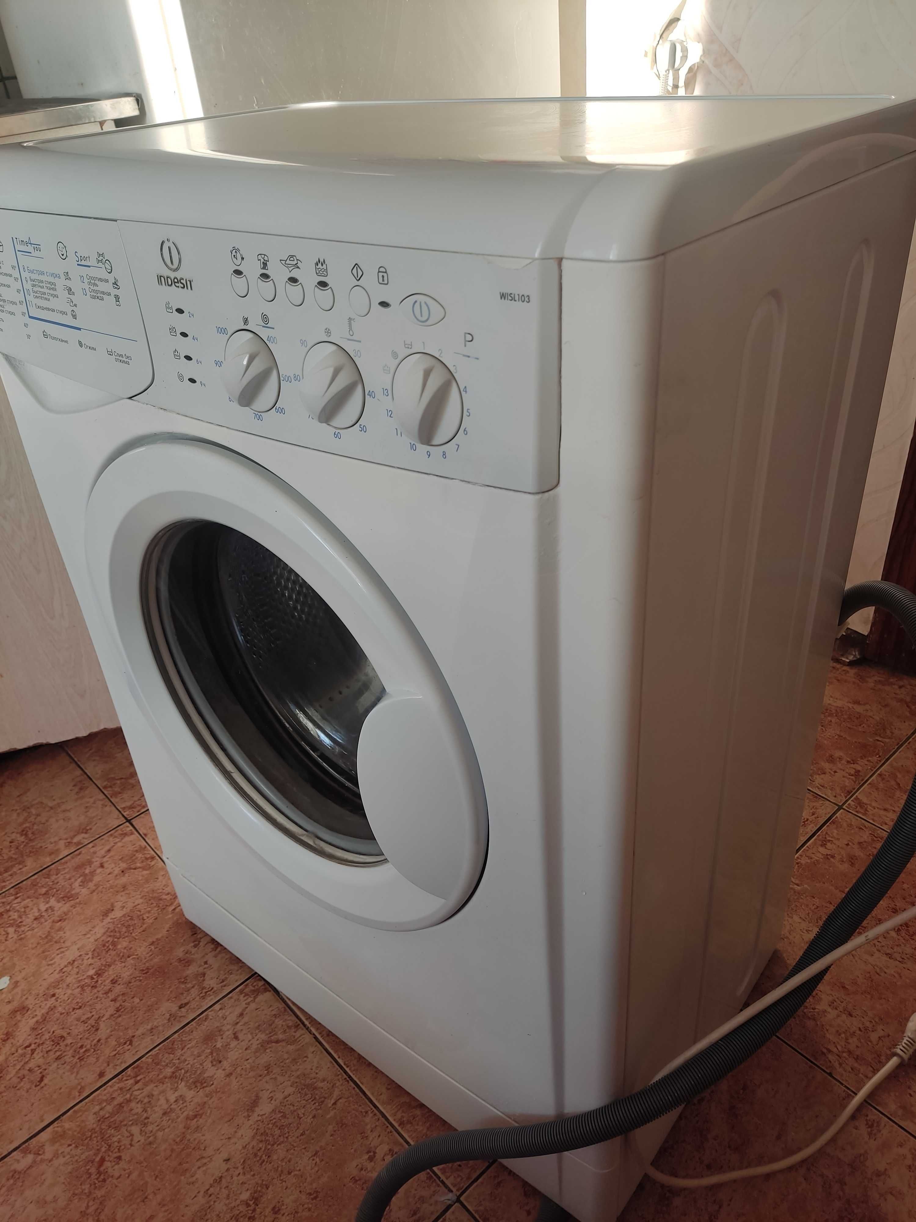 Стиральная машина  Indesit 5(KG)