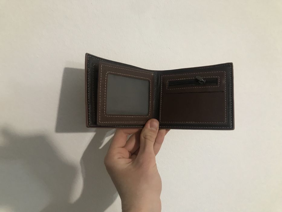 Hej!vand\~licitez portofel personalizat -alexandru