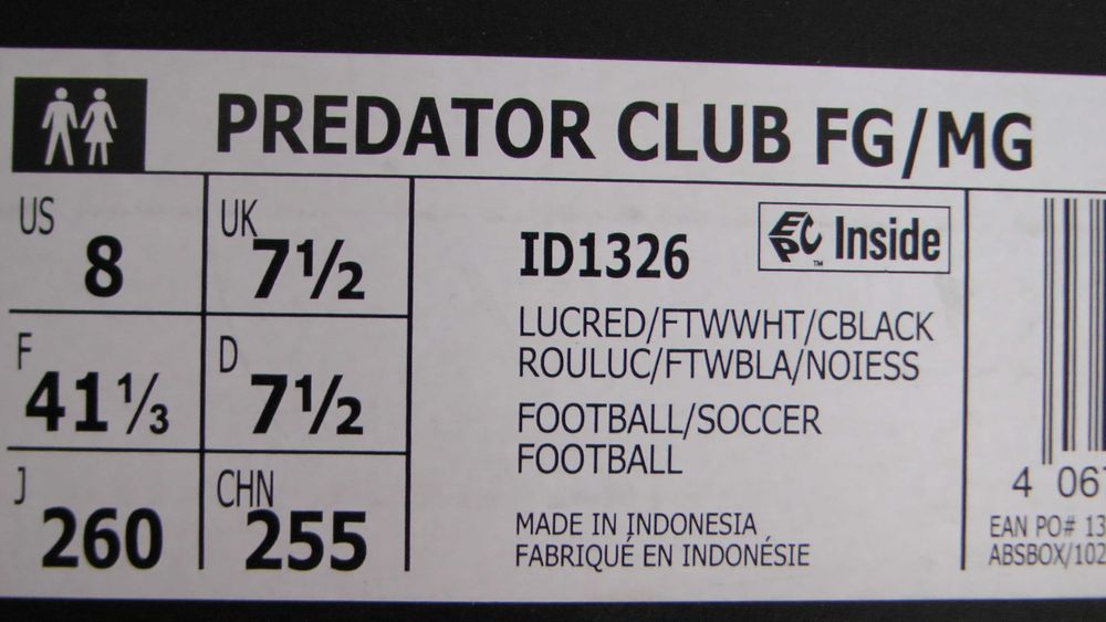Ghete fotbal crampoane NOI Adidas Predator Club marimea 41