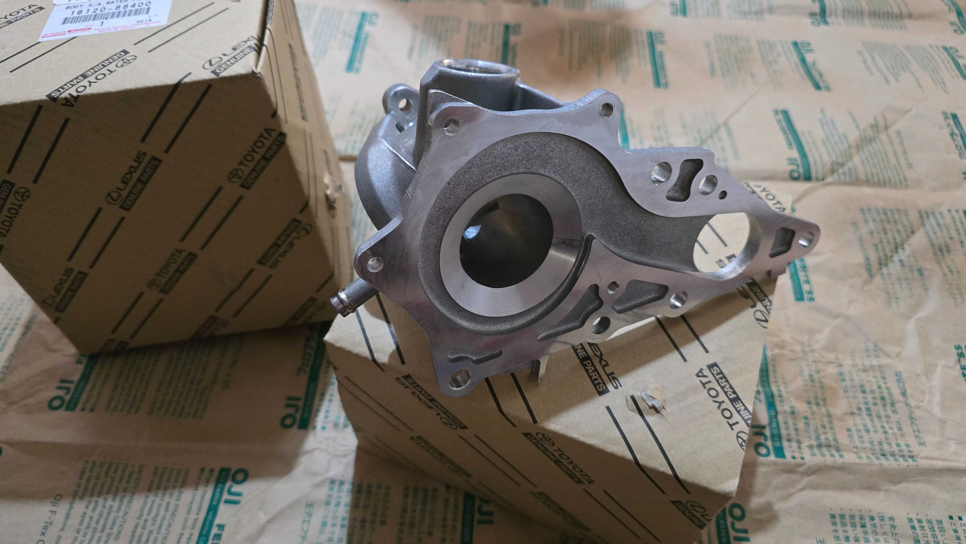 Помпа водяная 2JZ-GTE 1JZ-GTE VVTi