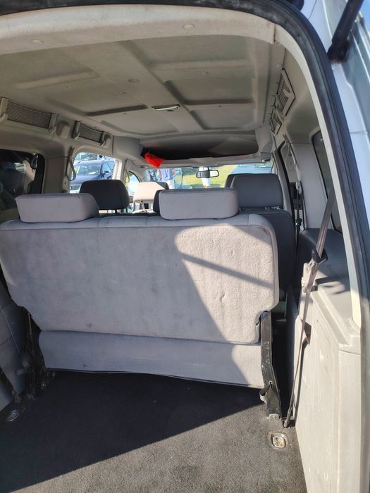 VW caddy maxi 7 locuri
