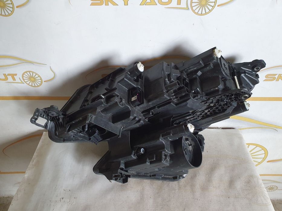 Far dreapta full led Skoda Kodiaq cod 566941016F