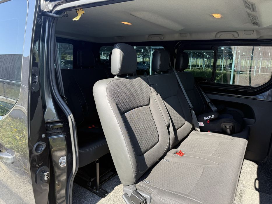 Opel Vivaro 8+1 locuri lung,factura