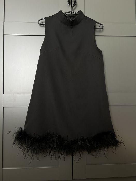 Рокля LBD, Zara