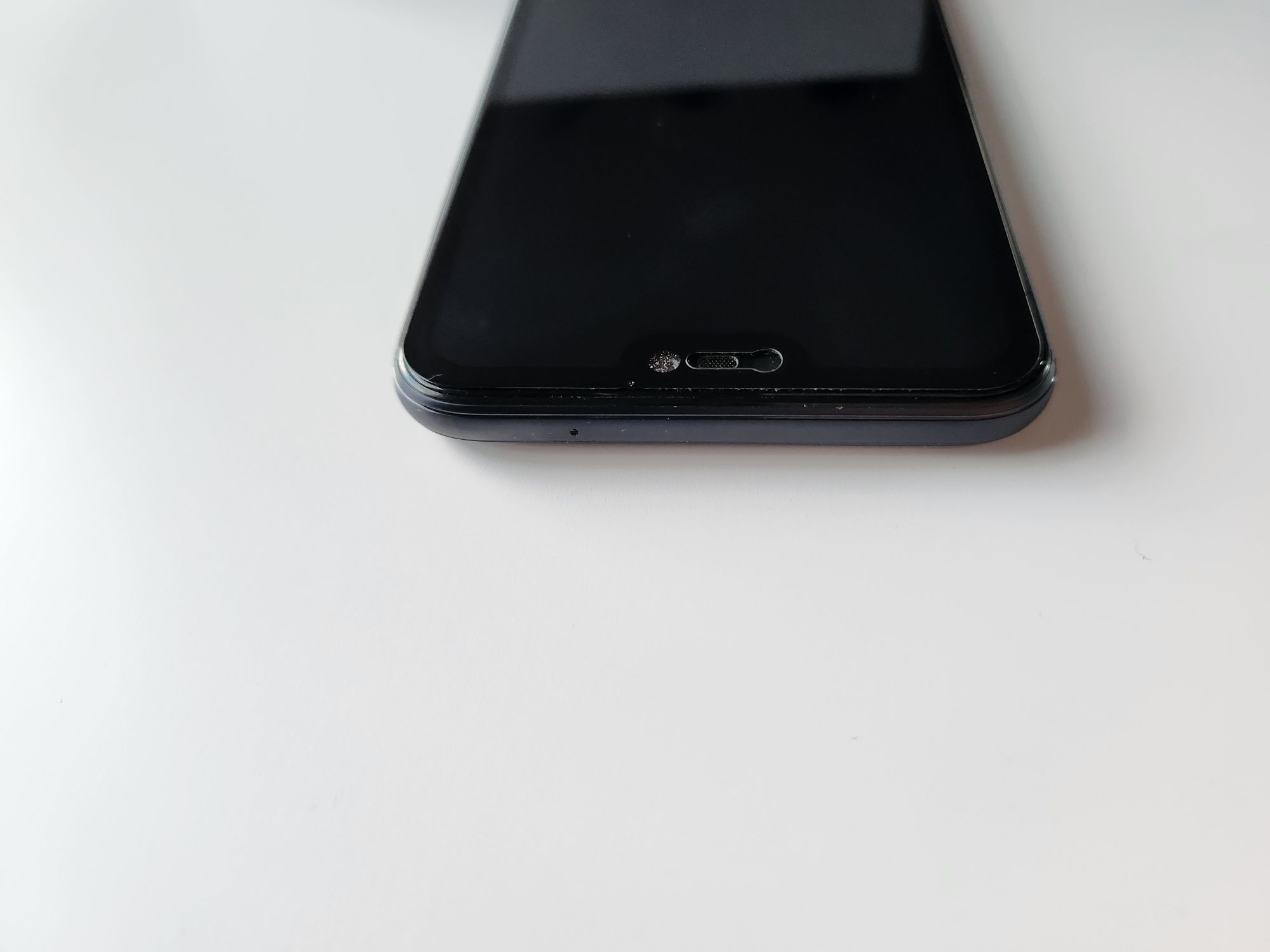Телефон Huawei P20 Lite, 4gm ram, 64gb вътрешна памет