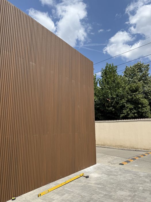 Gard Riflaj din wpc (lemn compozit )