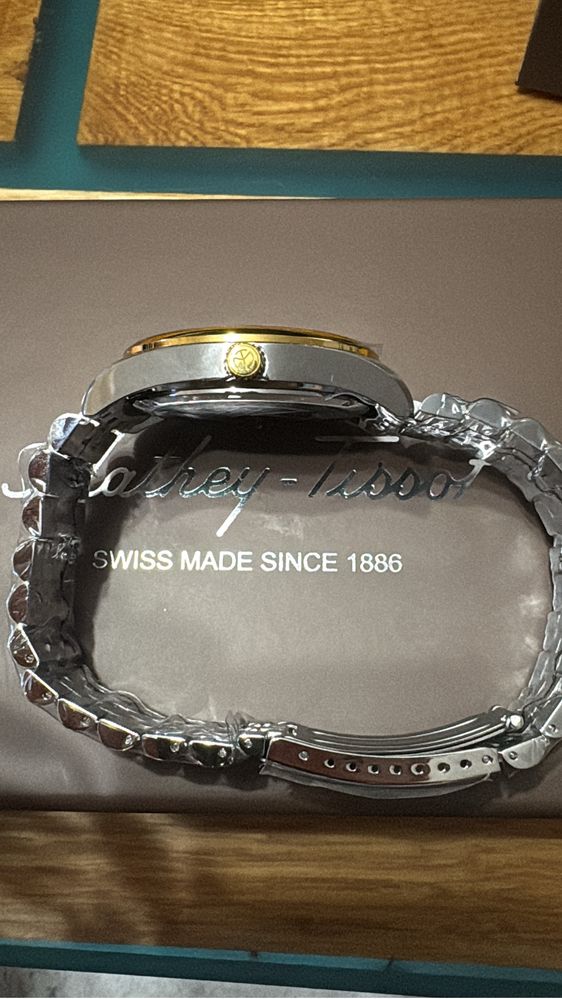 Mathey-Tissot - Day-Date- Cyclops Loupe